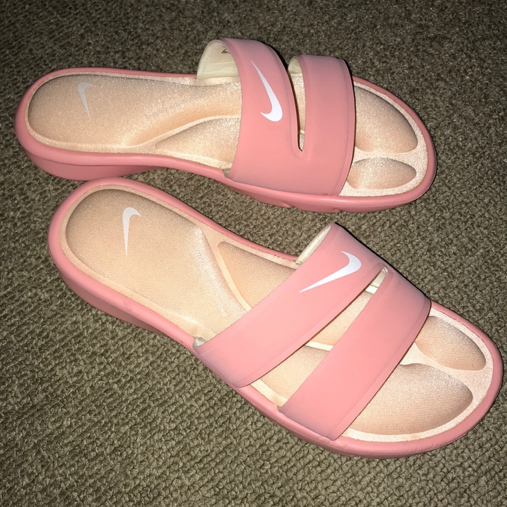 NIKE - Pink Slides with Comfort Footbed (size 7)